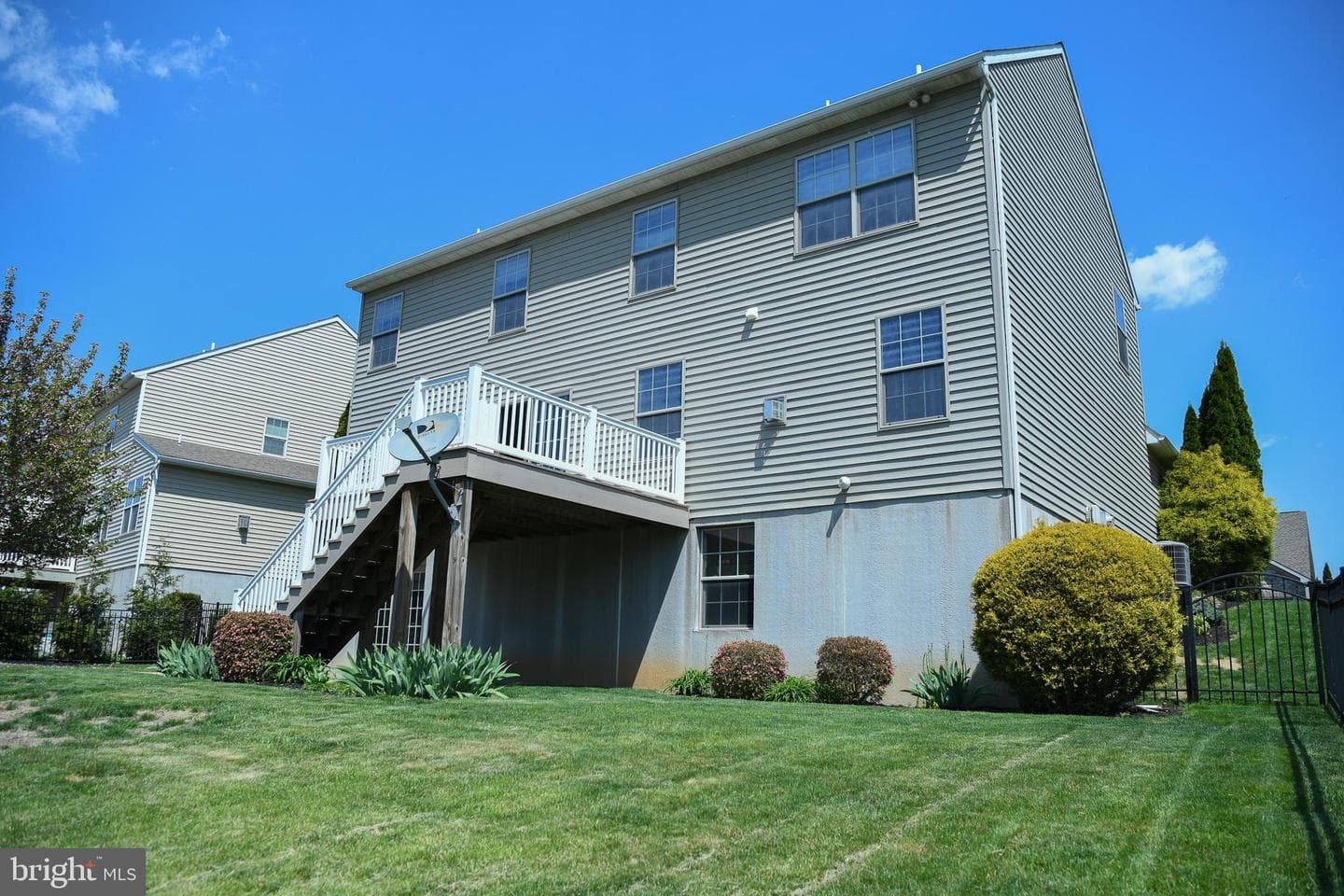2034 Liberty Drive photo 41