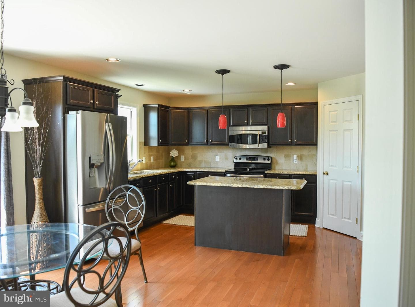 2034 Liberty Drive photo 6