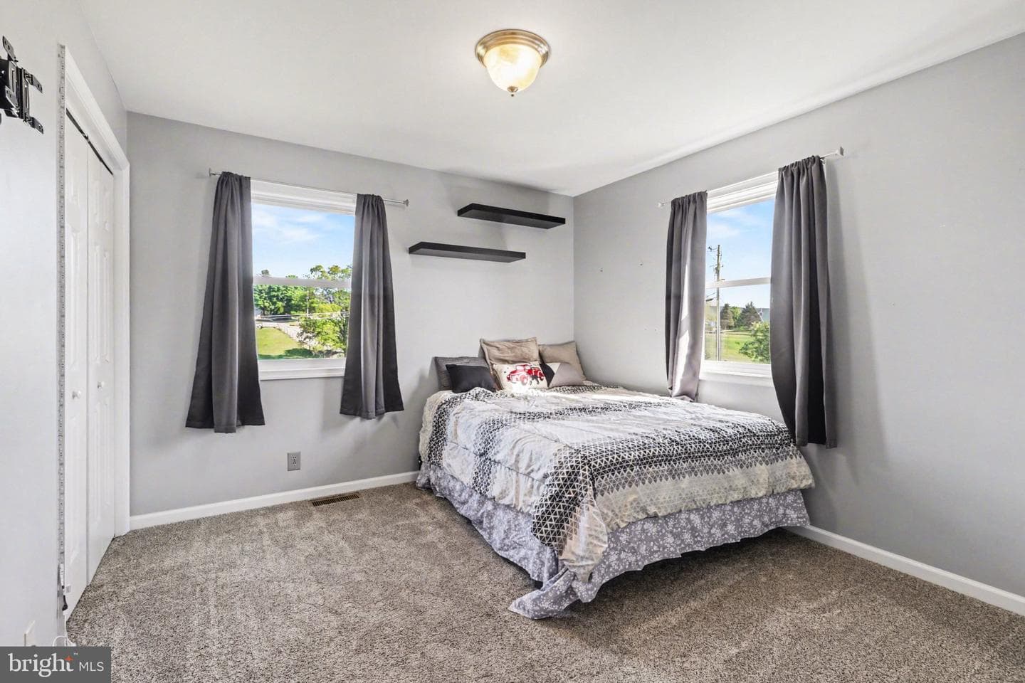 101 Deerview Drive photo 10