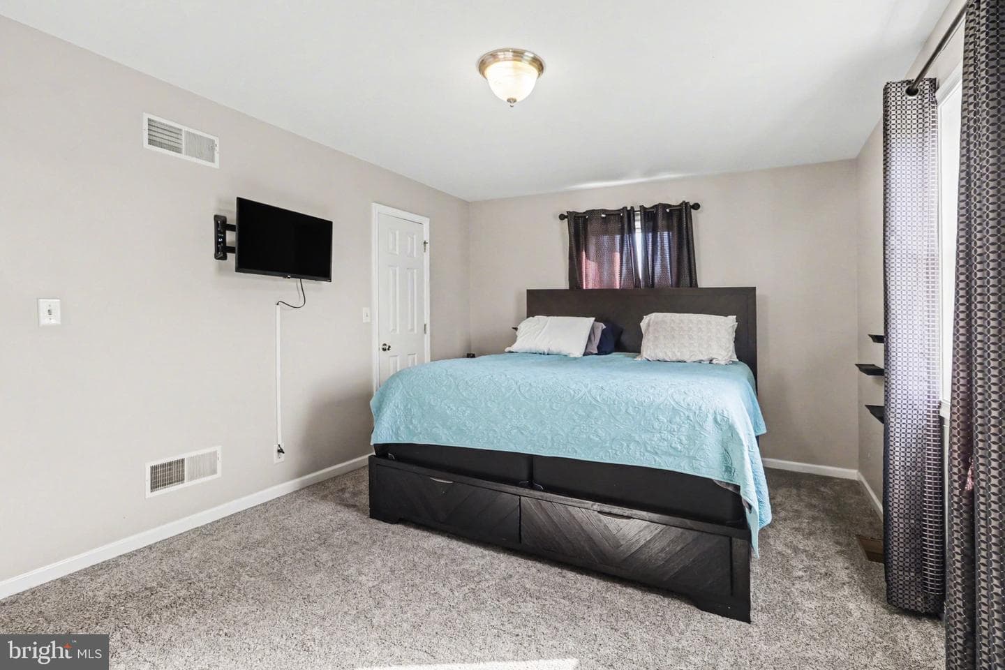 101 Deerview Drive photo 15