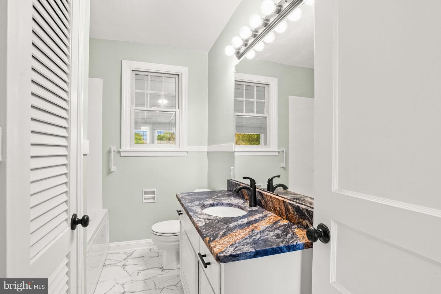 1833 Spring Road photo 14