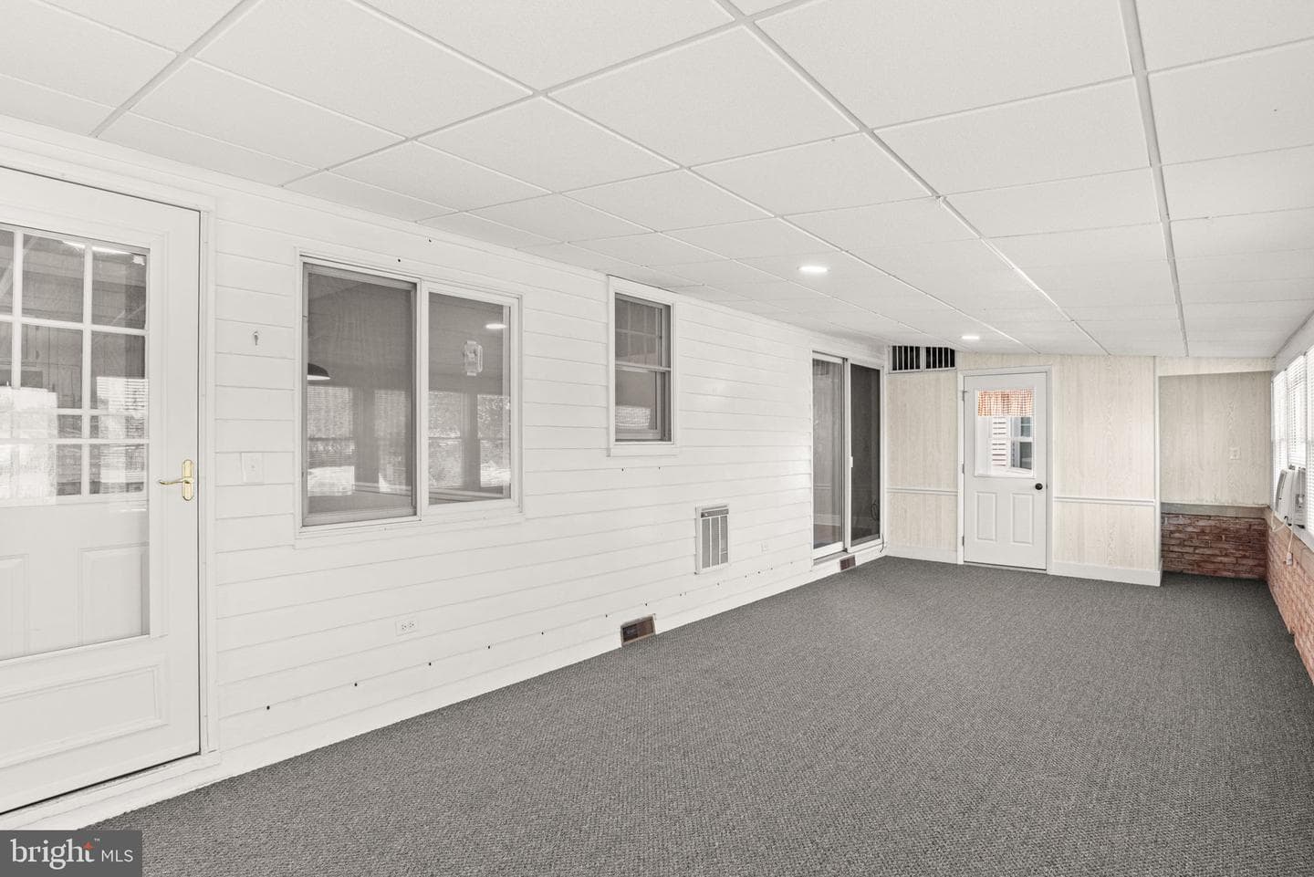 1833 Spring Road photo 21