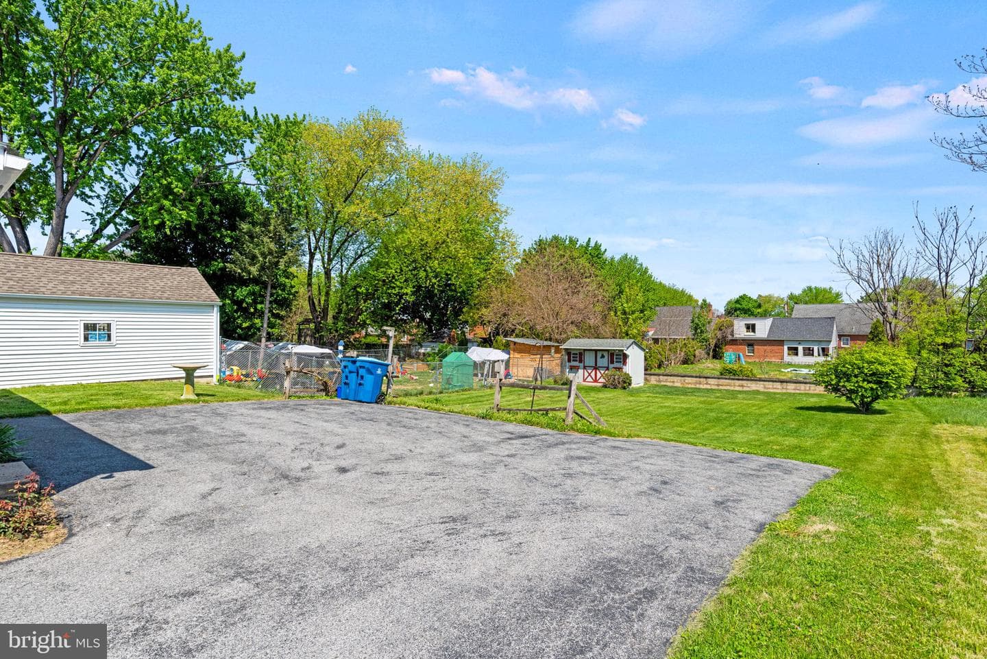 1833 Spring Road photo 28