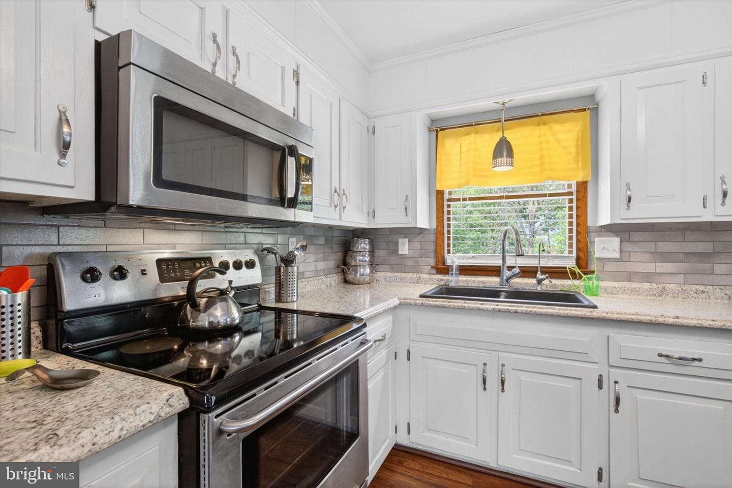 7 Lynn Avenue photo 9
