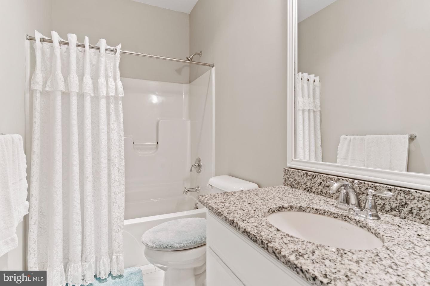 1635 Shady Maple Court photo 22