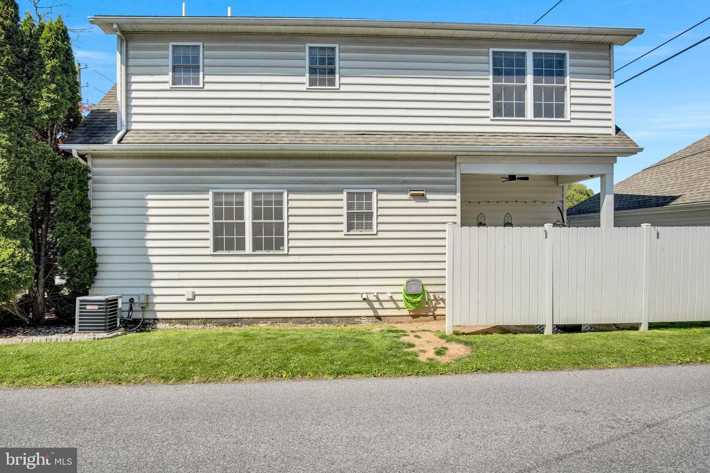 528 W Simpson Street photo 36