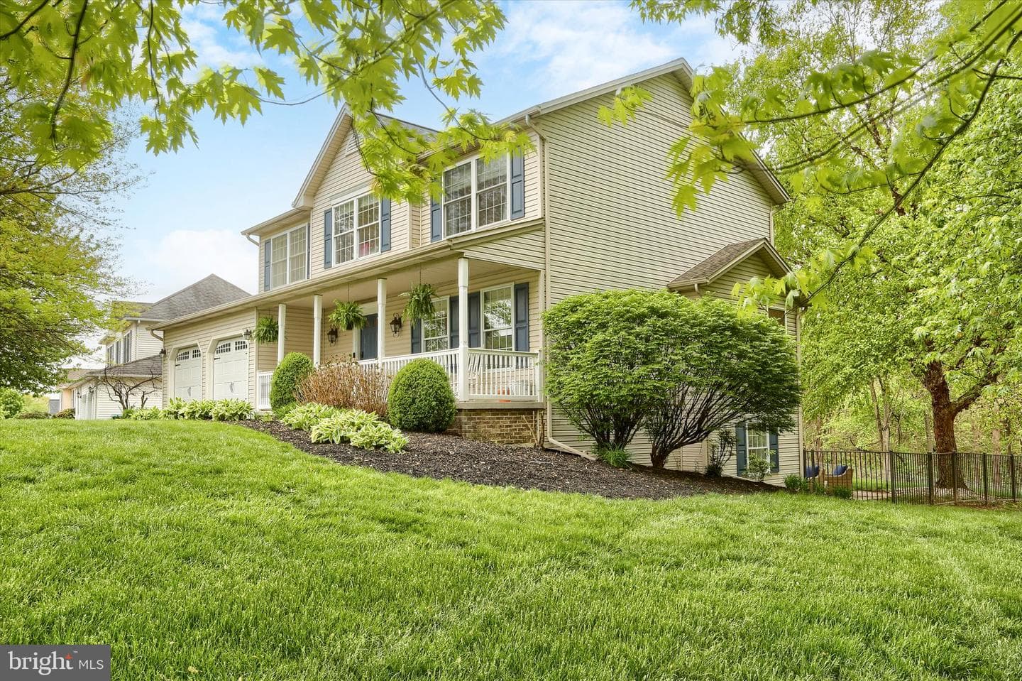 6319 Valleybrook Drive photo 3