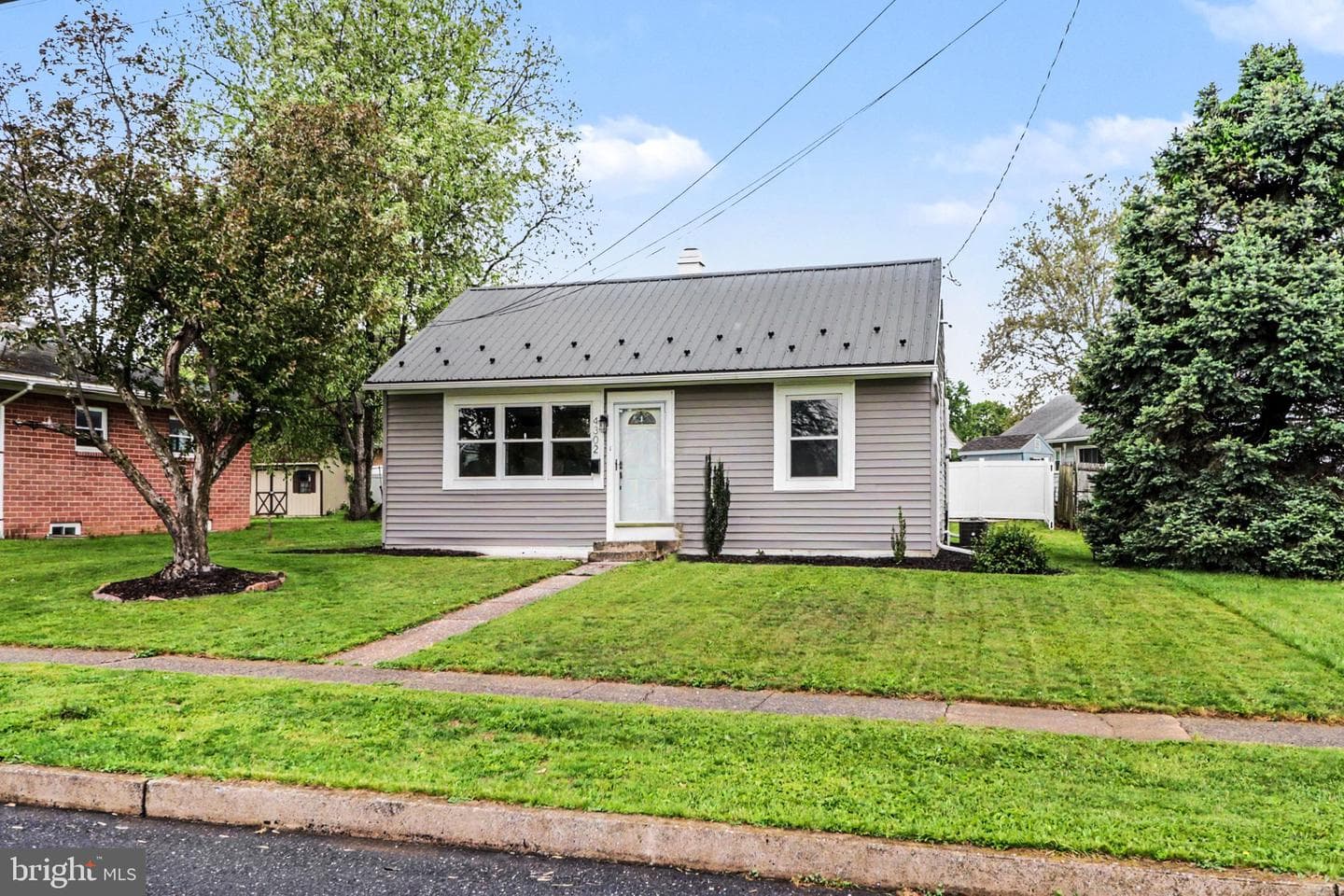 4302 Allen Road photo 2