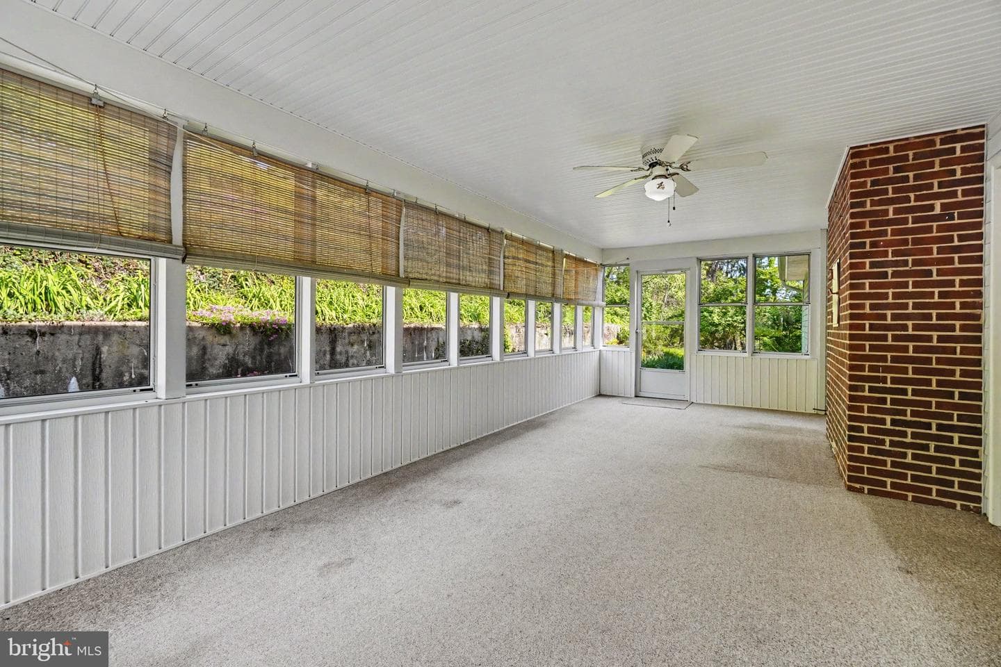 280 Shatto Drive photo 18