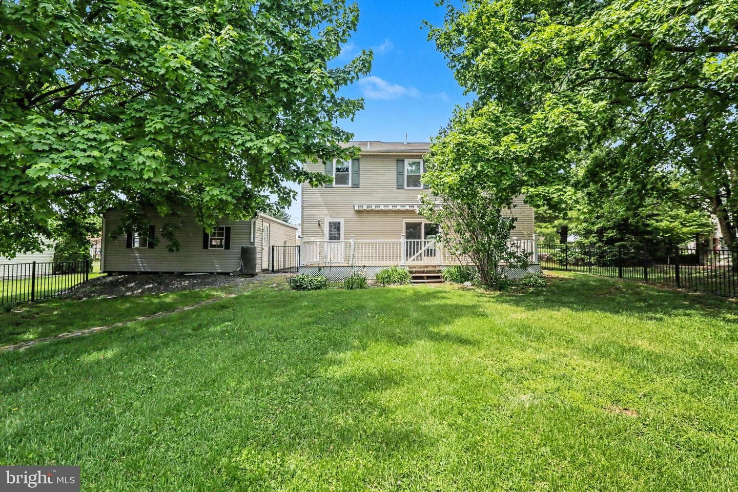 65 Fairview Street photo 27