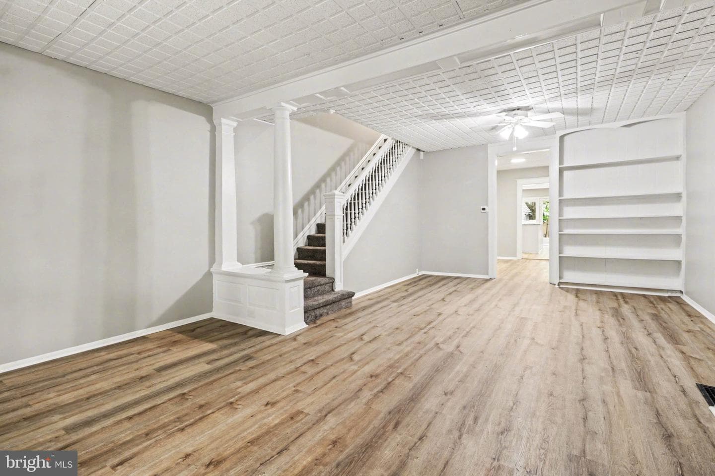 108 W Pomfret Street photo 7