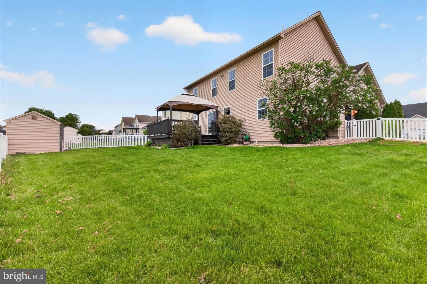 23 Princeton Drive photo 39