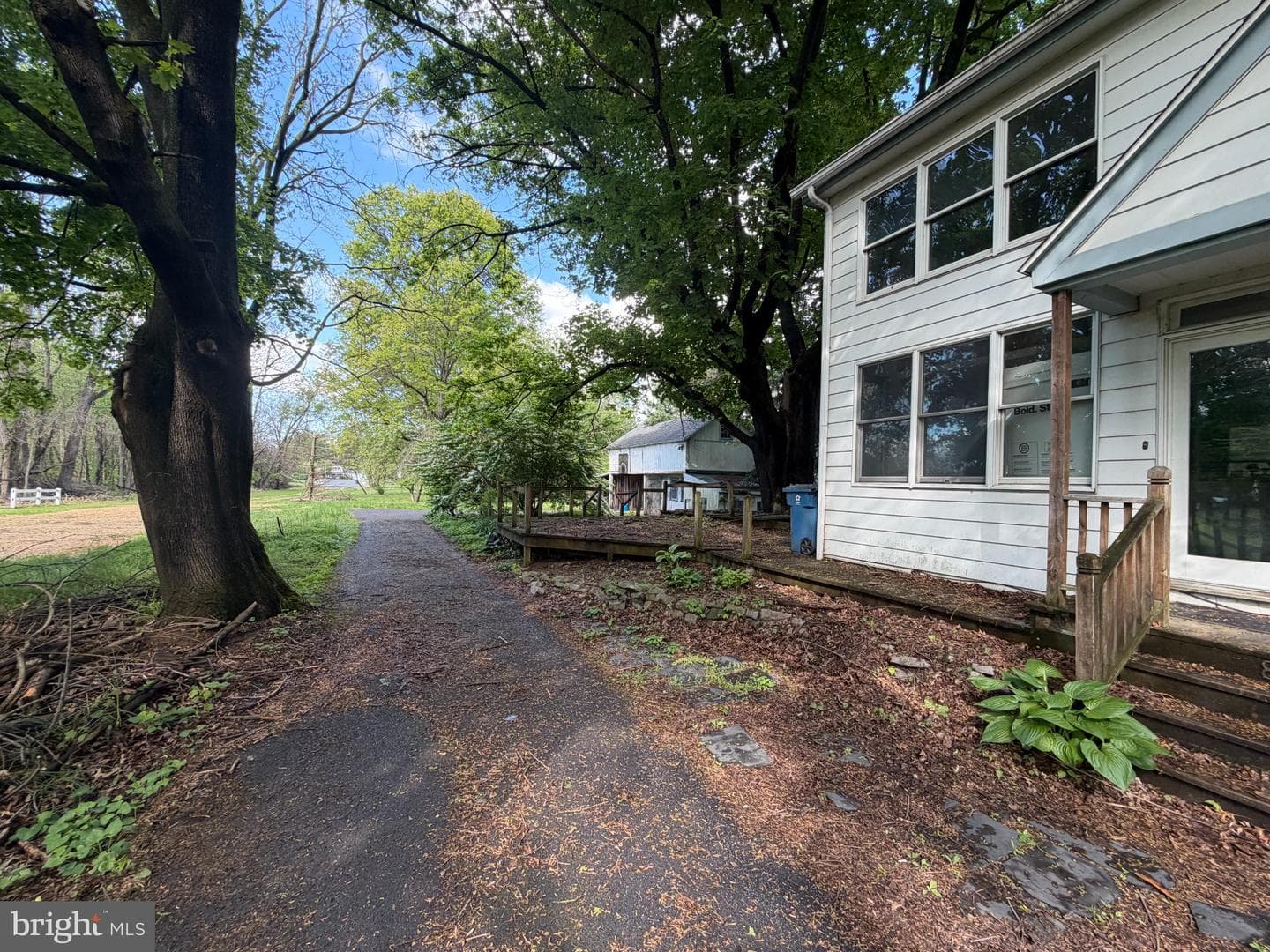 820 S York Street photo 4