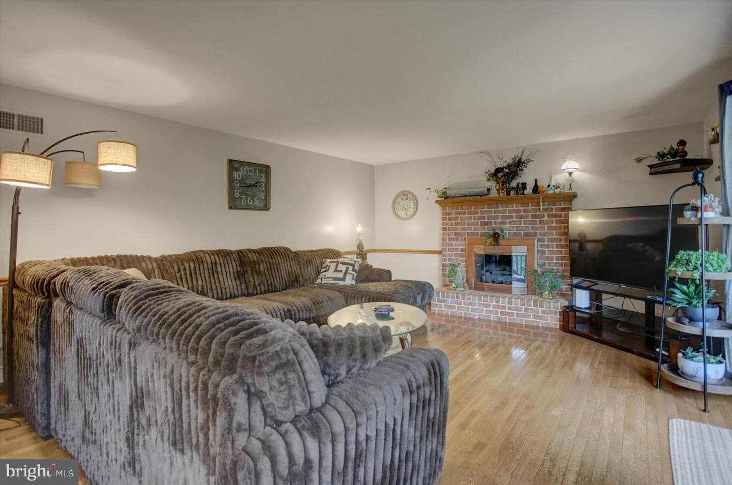 64 Diller Drive photo 17