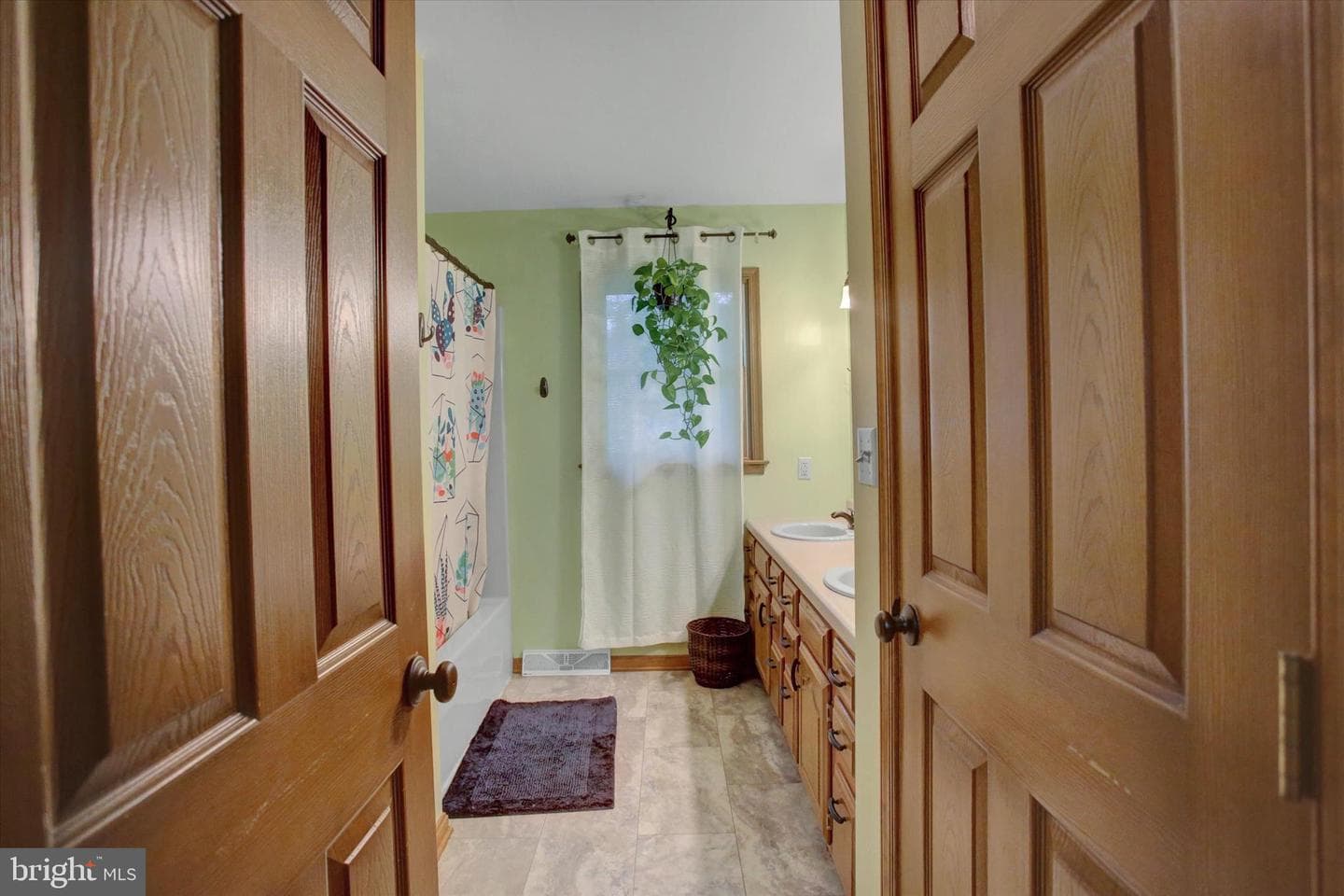 64 Diller Drive photo 35
