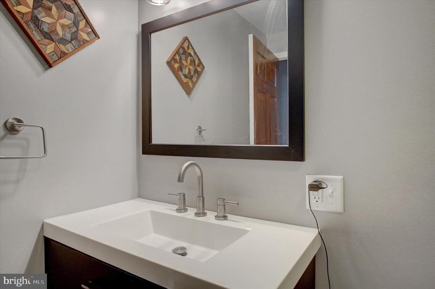 64 Diller Drive photo 48