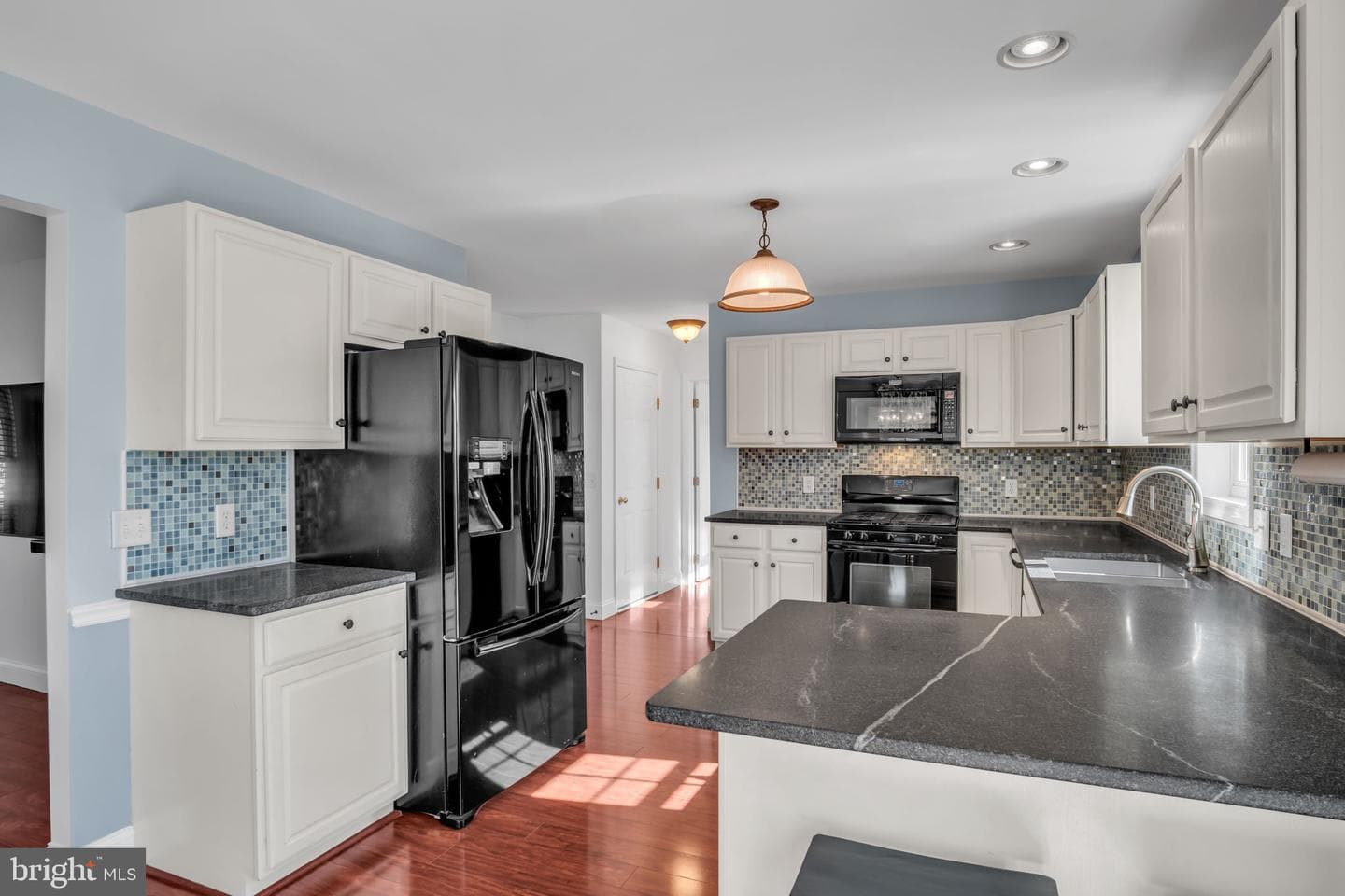 5 Meade Drive photo 8