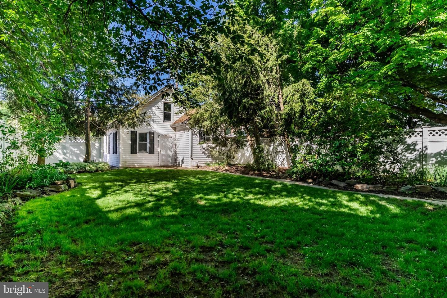 318 N Front Street photo 43