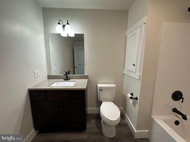 520 E Orange Street photo 11