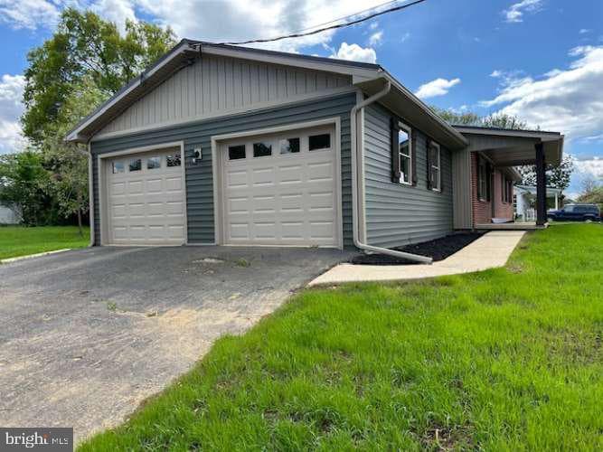 520 E Orange Street photo 3