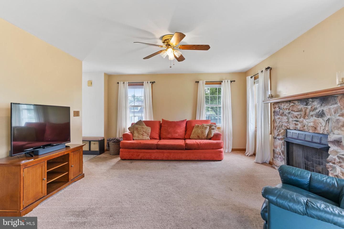 117 Woodview photo 11