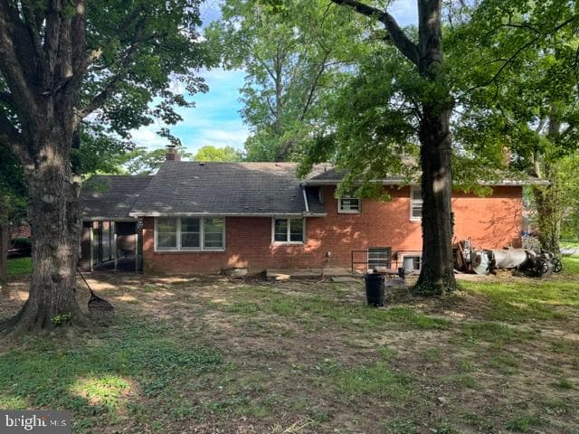 112 Old Mill Drive photo 3