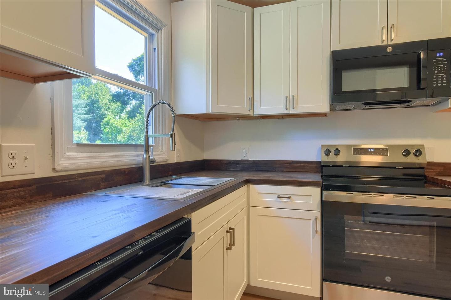 308 Glenn Road photo 11