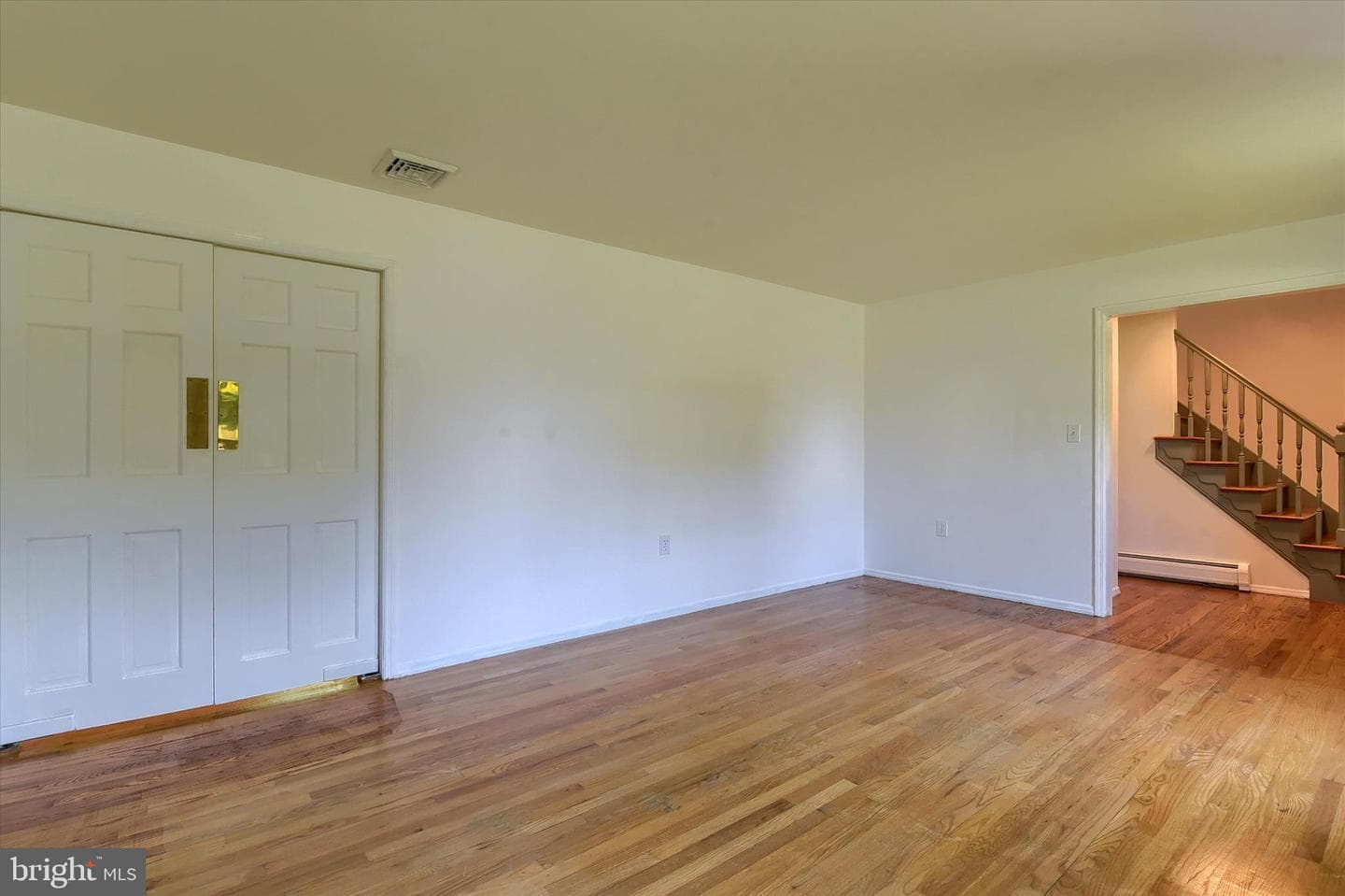 308 Glenn Road photo 8