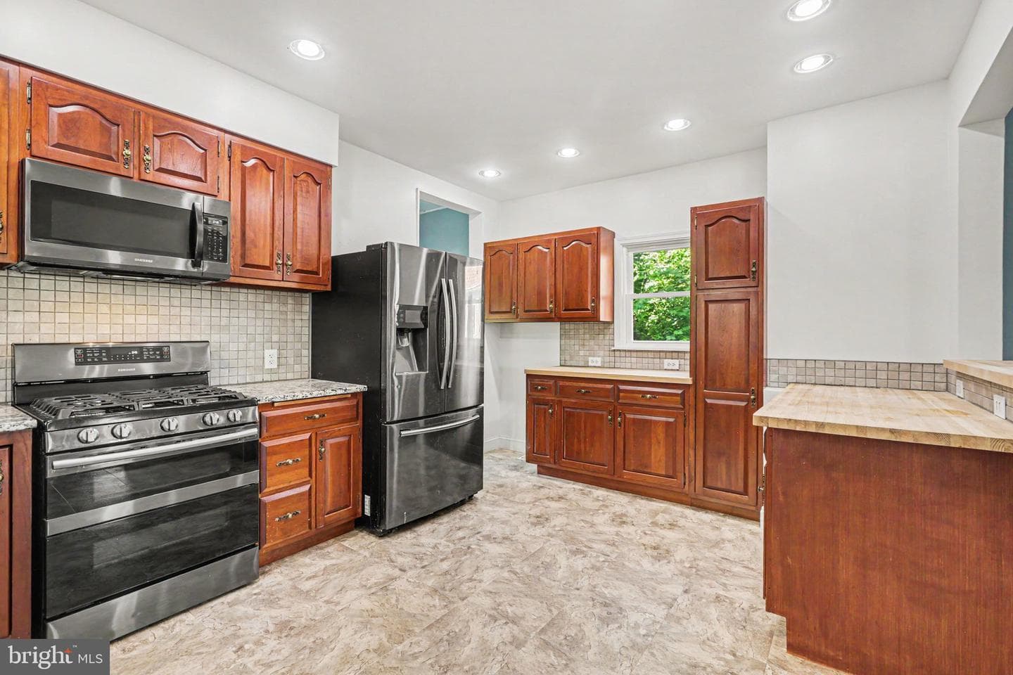 311 10th Street photo 12