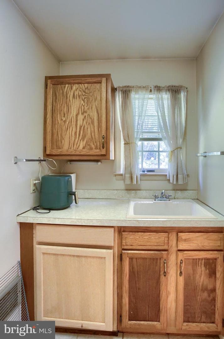 1604 Kent Road photo 20