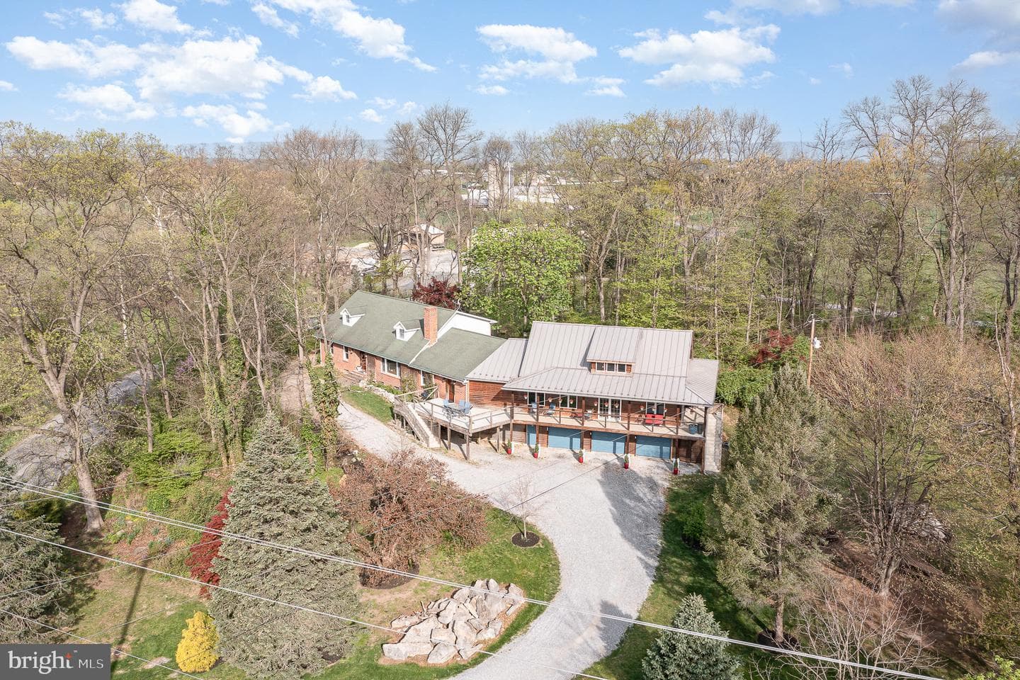 99 Fogelsanger Road photo 4