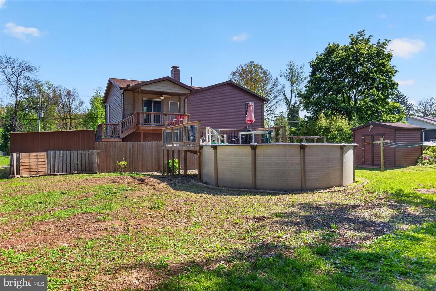 307 W Pine Street photo 24
