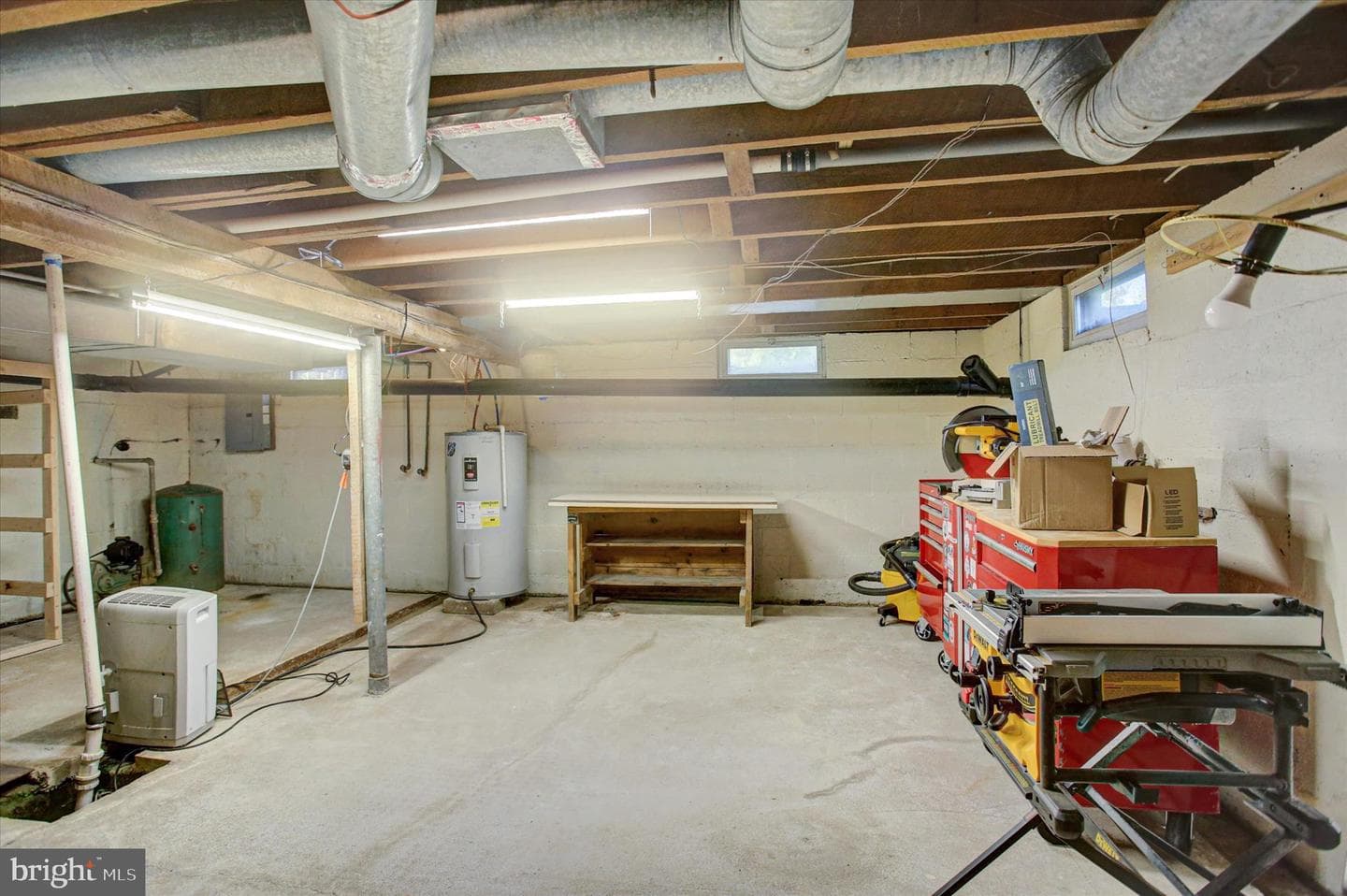 225 Pine Road photo 32