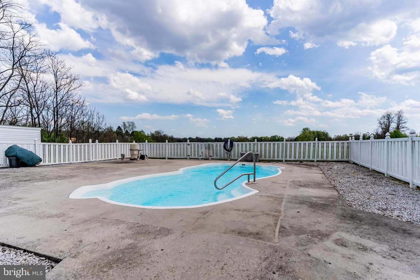 2470 Ritner Highway photo 7