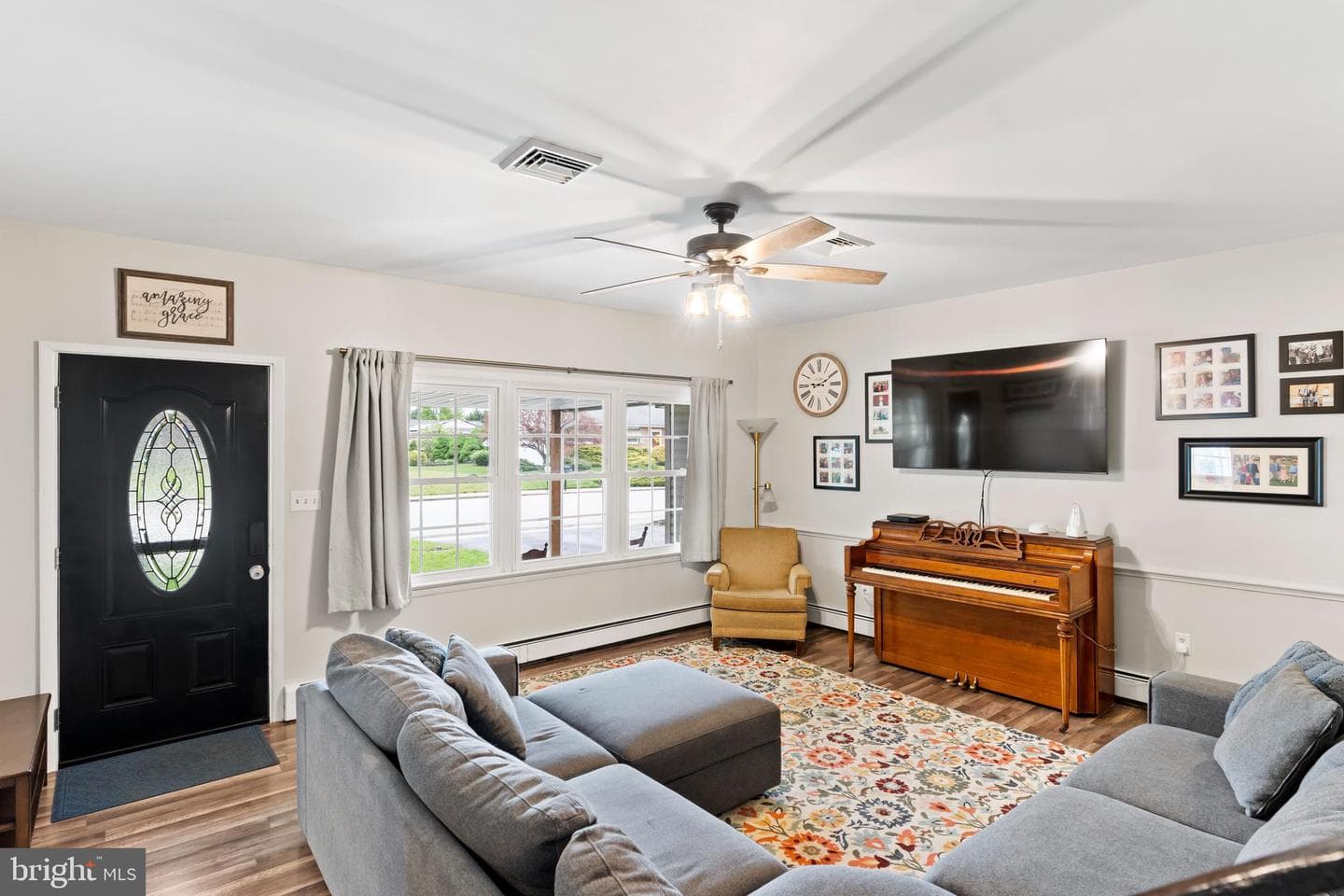 1502 Terrace Avenue photo 4
