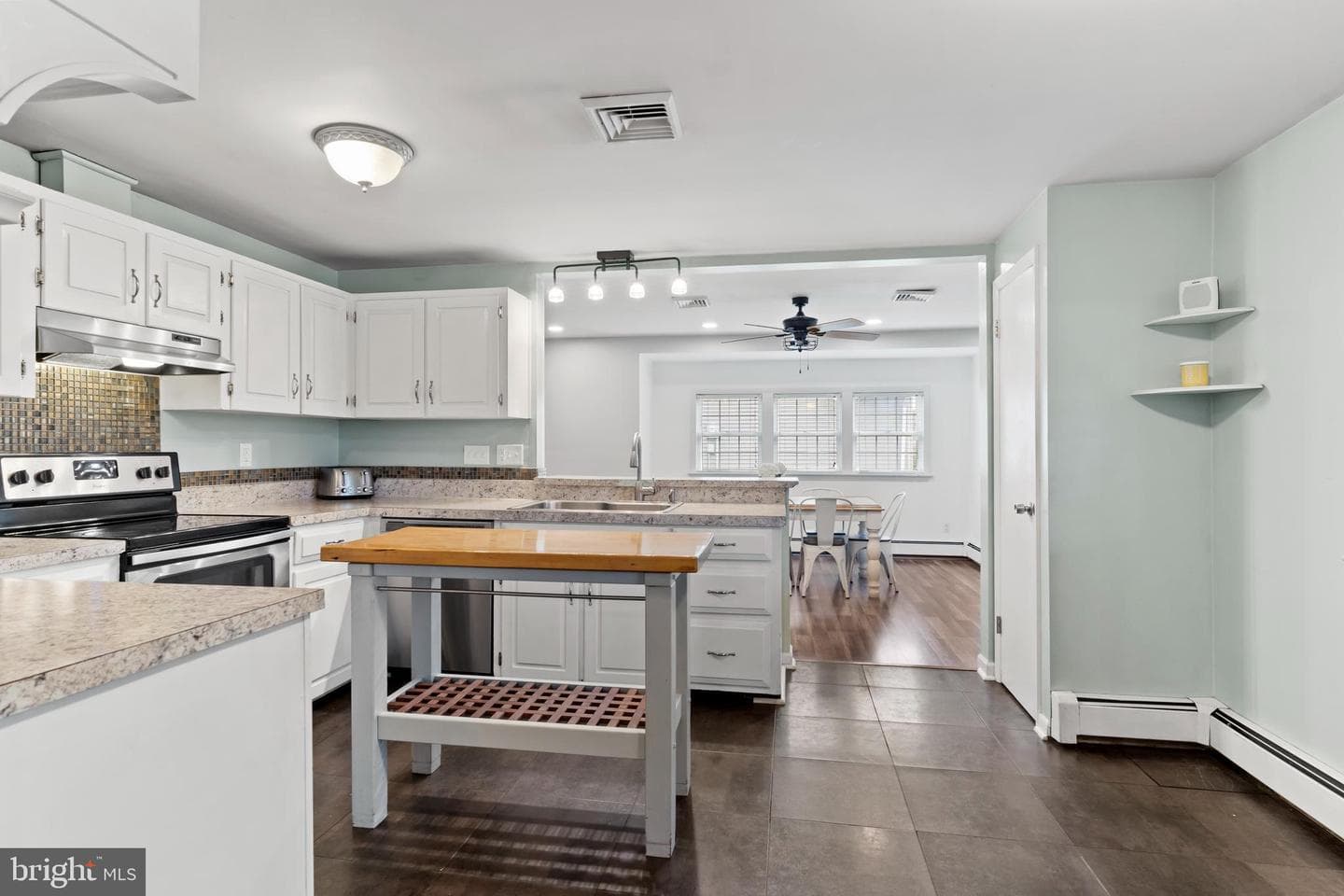 1502 Terrace Avenue photo 9