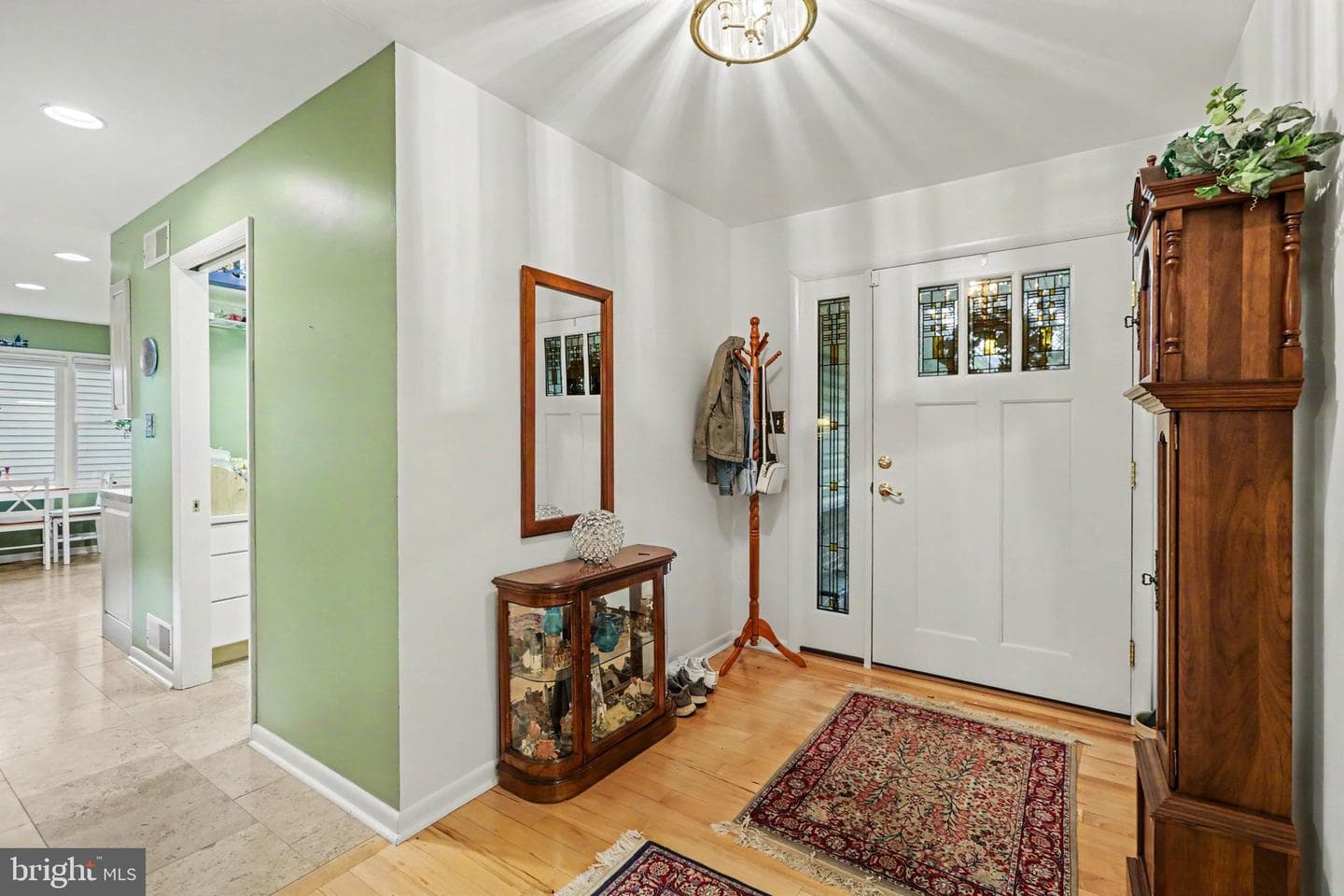 82 Fairway Drive photo 2