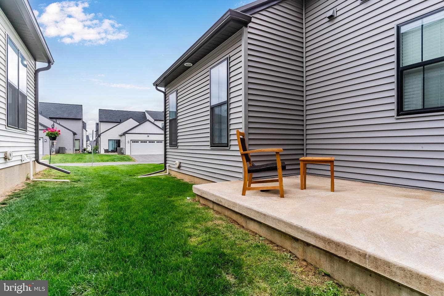 117 Larkin Drive photo 36