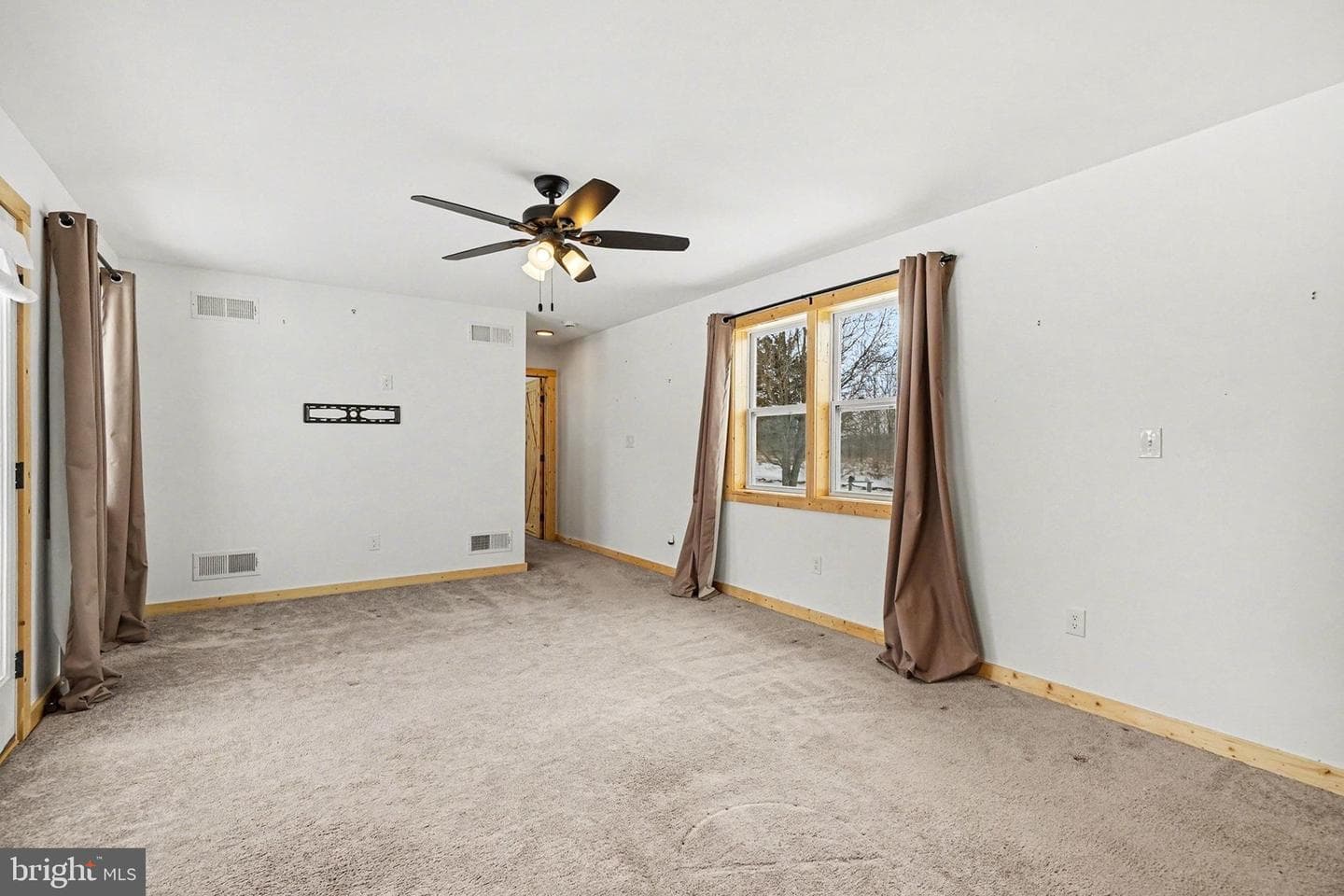 490 Shed Road photo 7