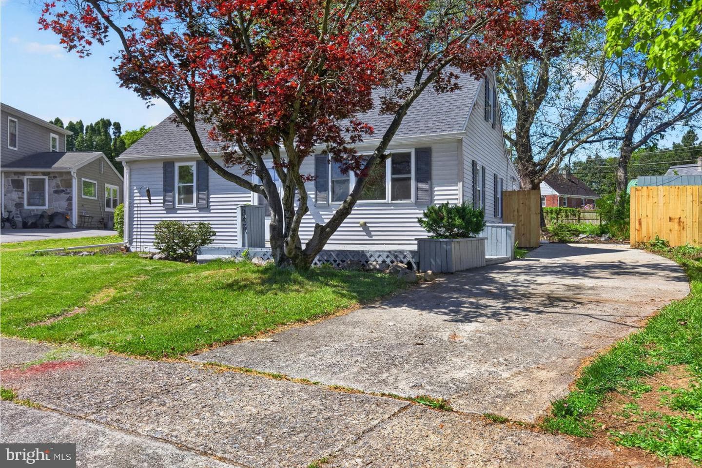 340 Charles Road photo 5