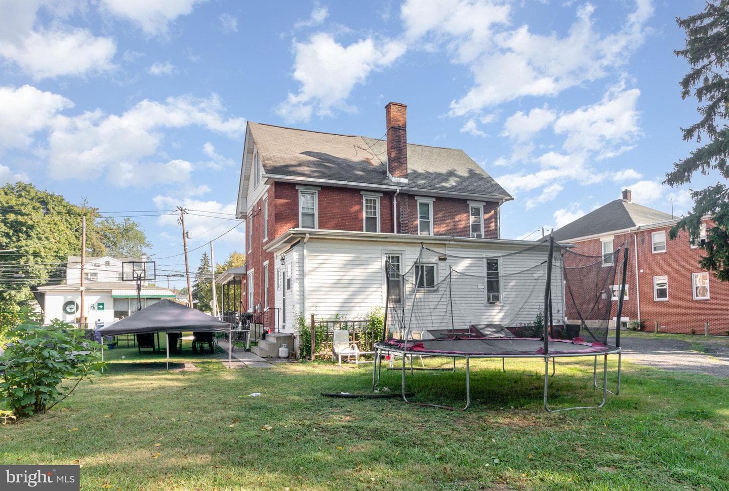 3305 Market St photo 23
