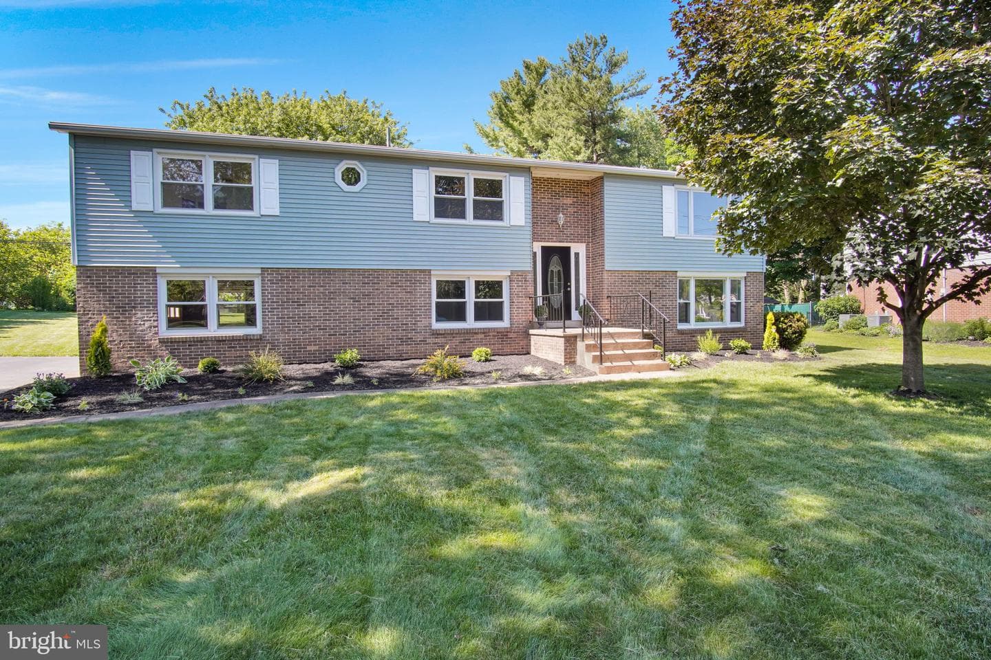 19 Hemlock Drive photo 4
