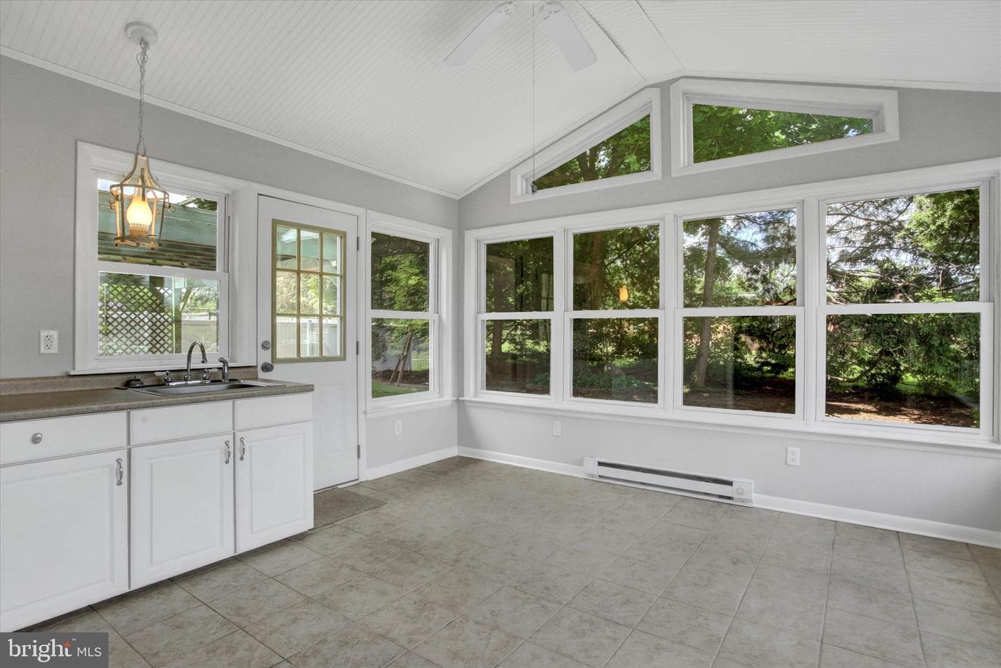 415 Alison Avenue photo 12