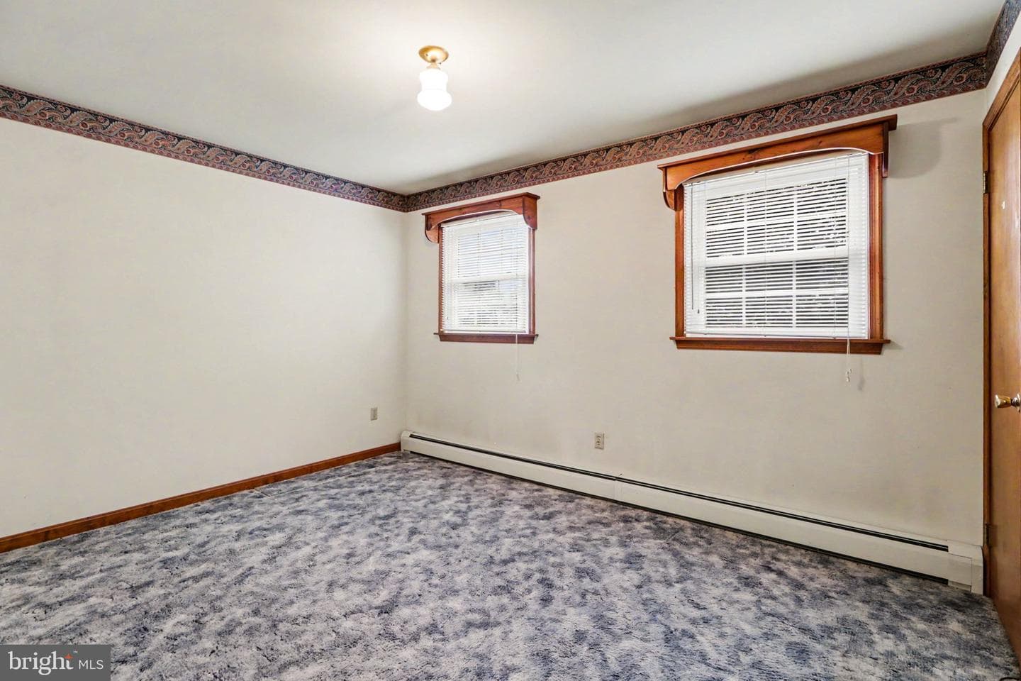 685 S Middlesex Road photo 18