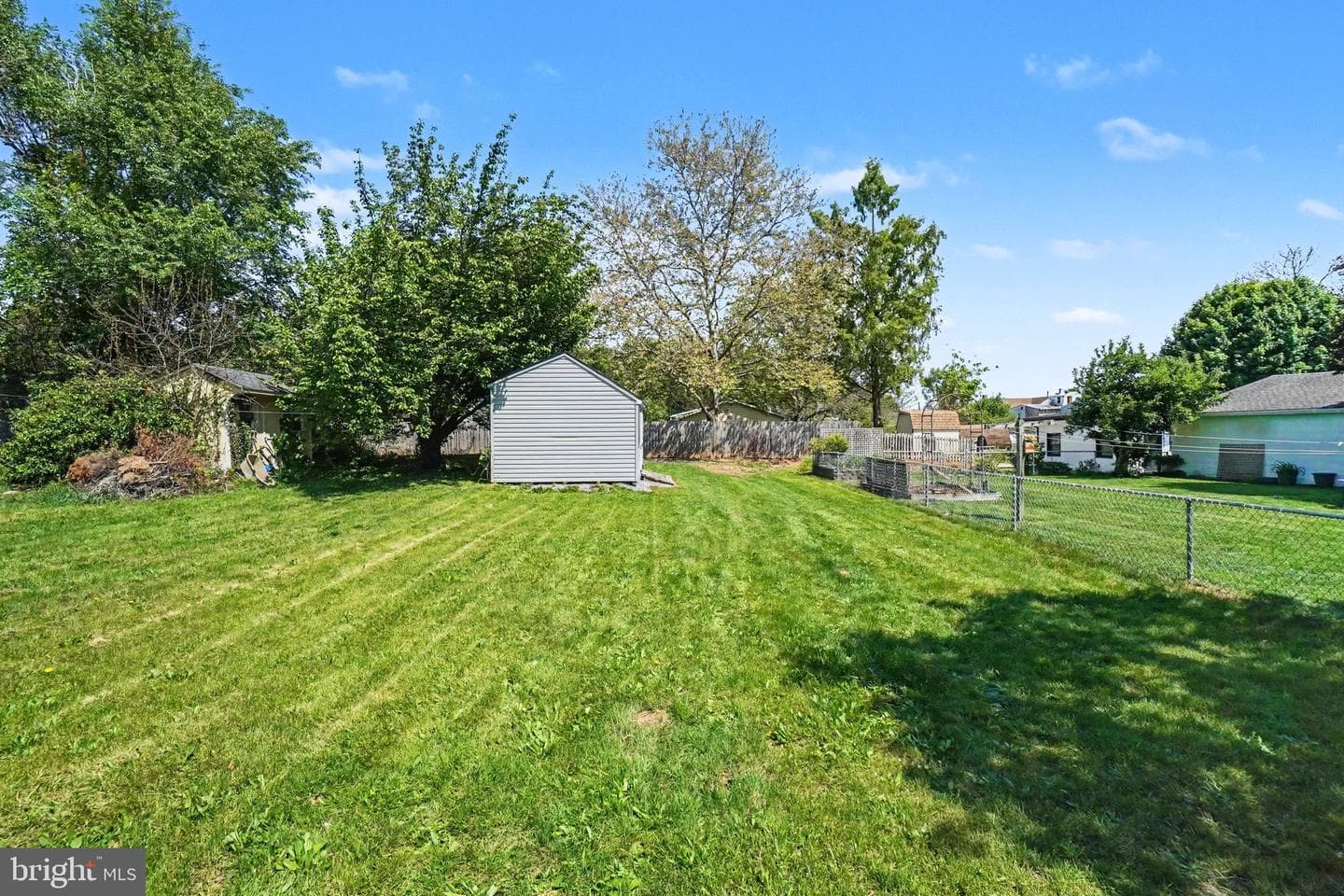 329 Franklin Street photo 21