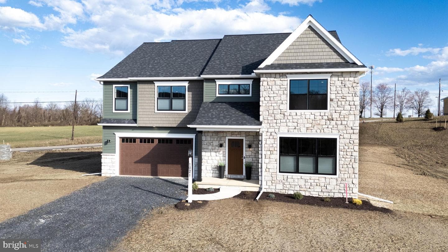 312 Reserve Lane photo 2