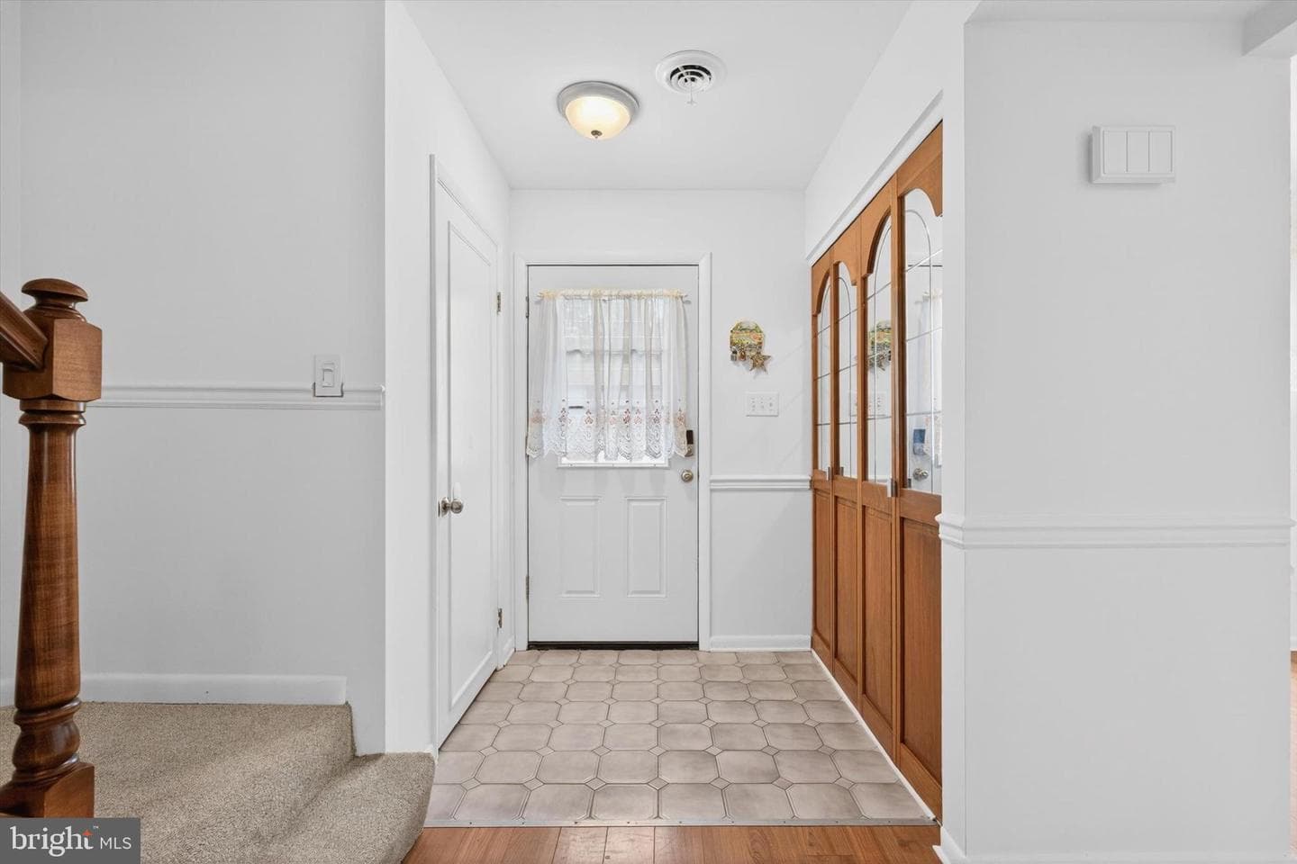 68 Drexel Place photo 3