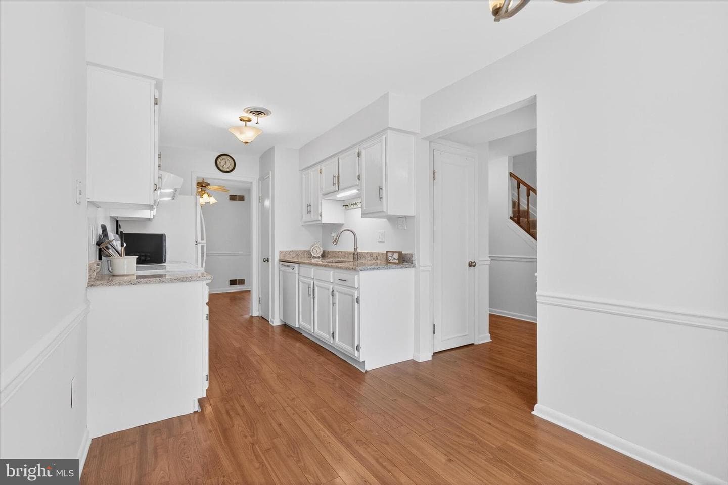 68 Drexel Place photo 6