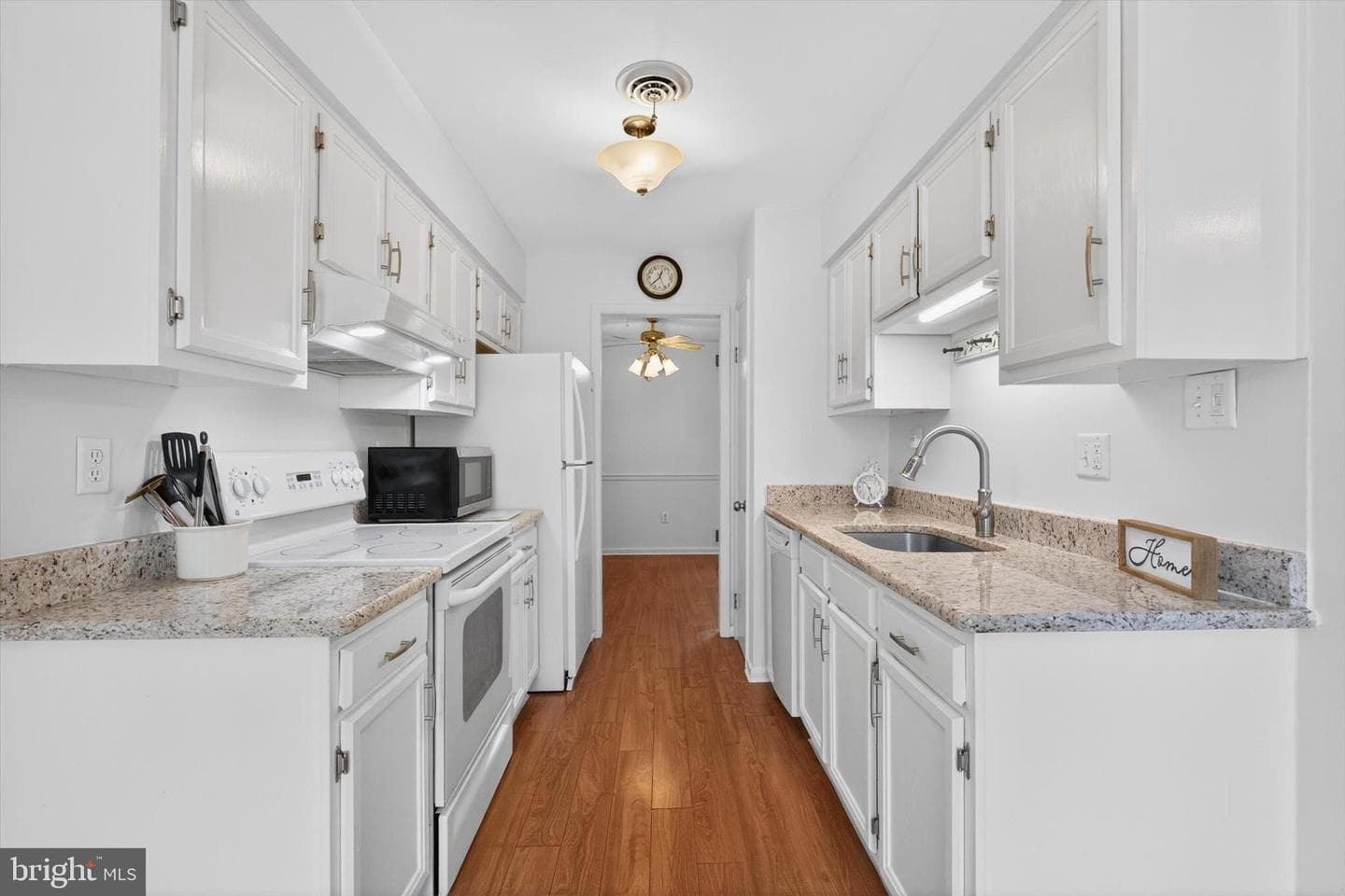 68 Drexel Place photo 7