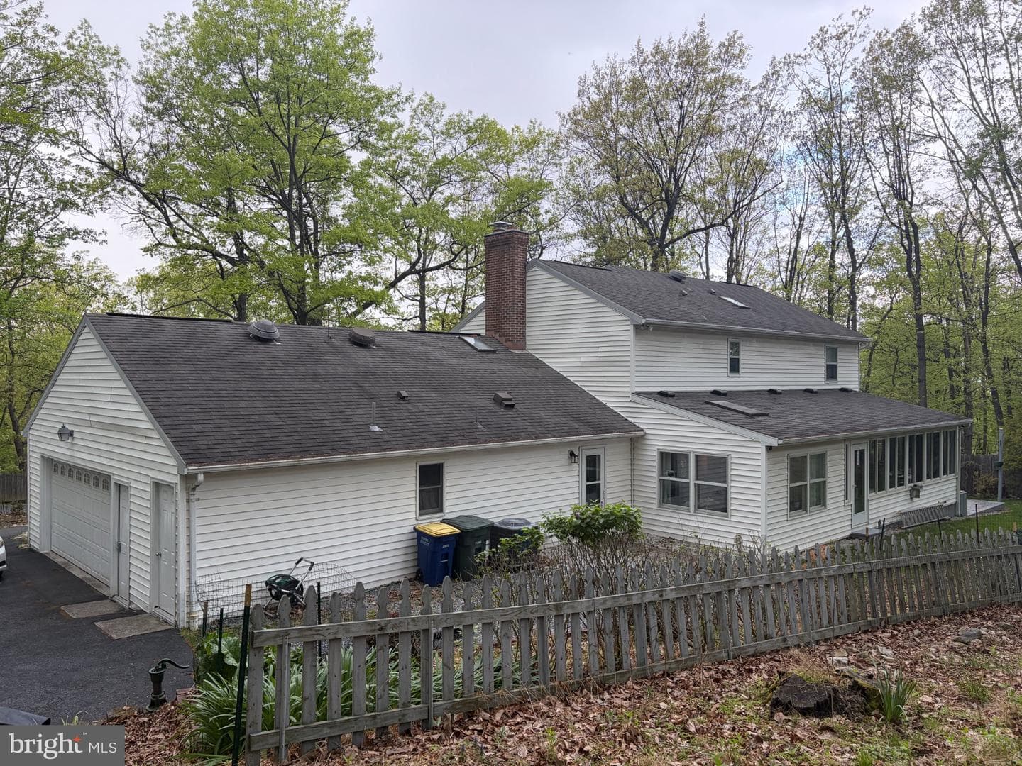 1231 Lindy Terrace photo 40